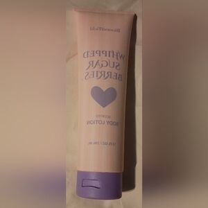 New & Unused Bloom & Field Whipped Sugar Berries Scented Body Lotion - 10 Fl Oz